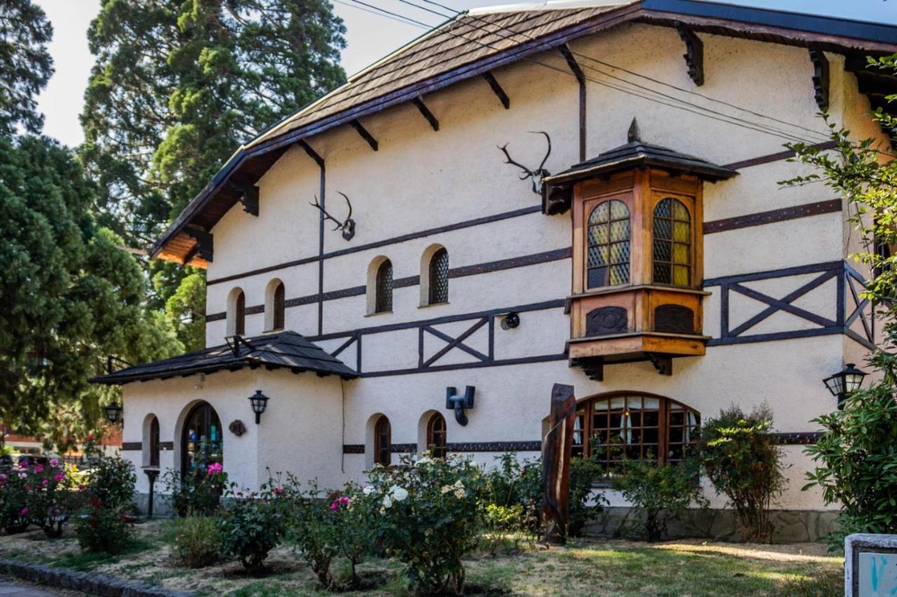 Hosteria La Posta Del Cazador Hotel San Martin de los Andes Exterior photo